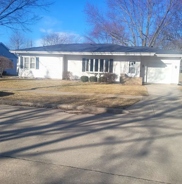 1947 Minnesota Street, OSHKOSH, WI 54902-7016