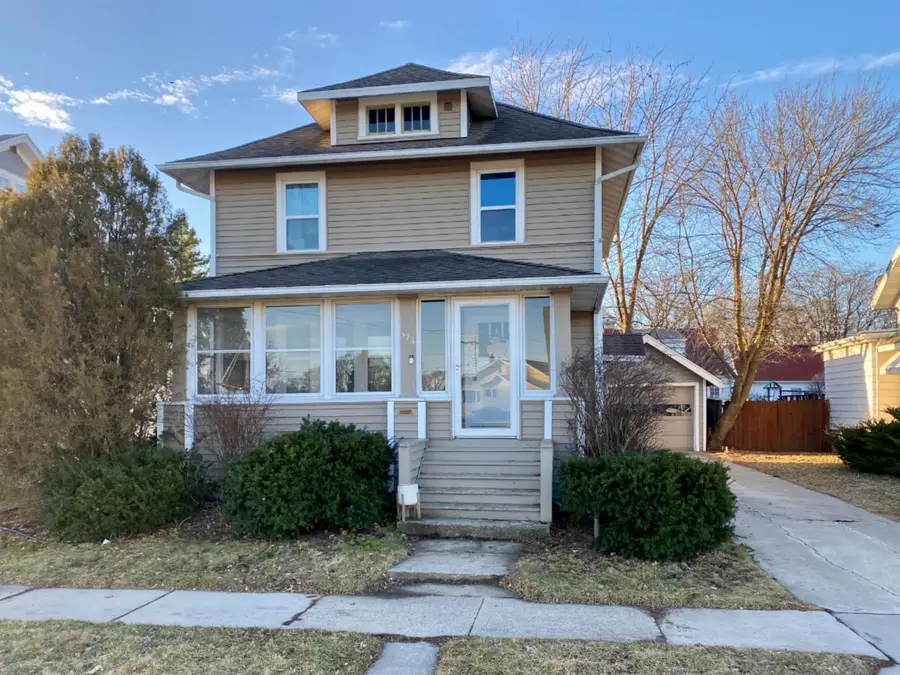 376 8th Street, Fond Du Lac, WI 54935-5237 - #2