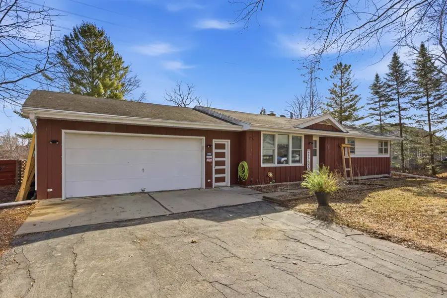 1965 Lynn Drive, Neenah, WI 54956-1209 - #3