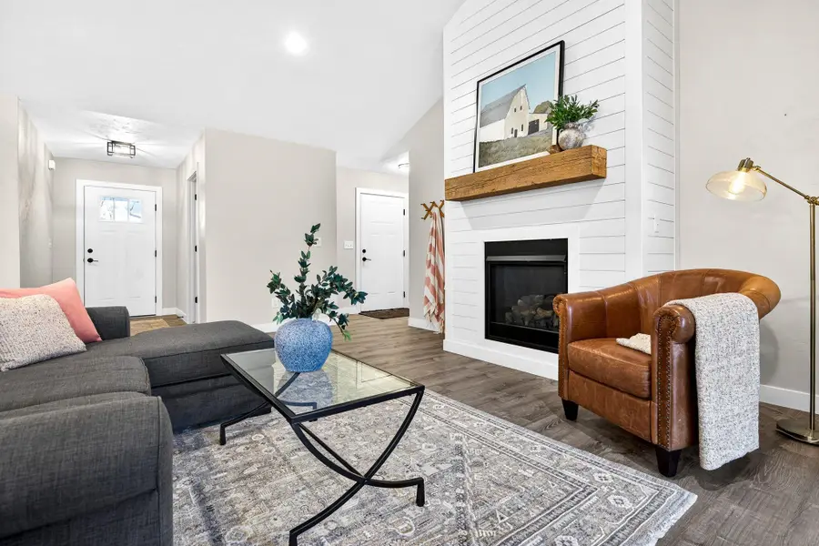 31 Ash Grove Place, Kaukauna, WI 54130-2679 - #3