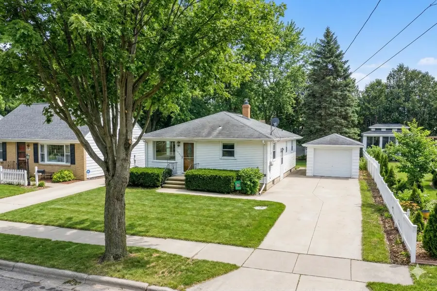 1267 Roscoe Street, Green Bay, WI 54304 - #2