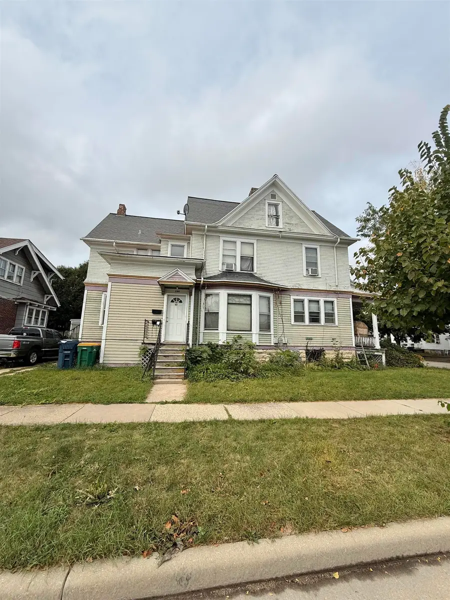 140 4th Street, Fond Du Lac, WI 54935 - #3