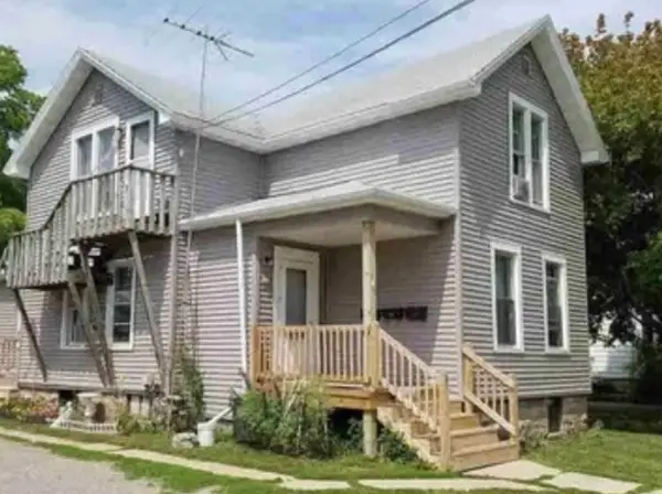 615 Mt Vernon Street, OSHKOSH, WI 54901-2565