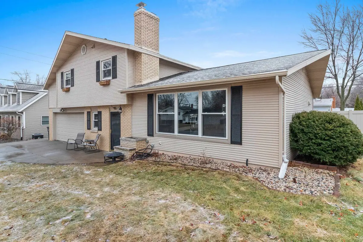 951 Duchateau Avenue, Green Bay, WI 54304 - #1