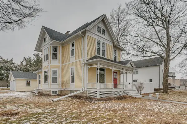 327 W Main Street, HORTONVILLE, WI 54944