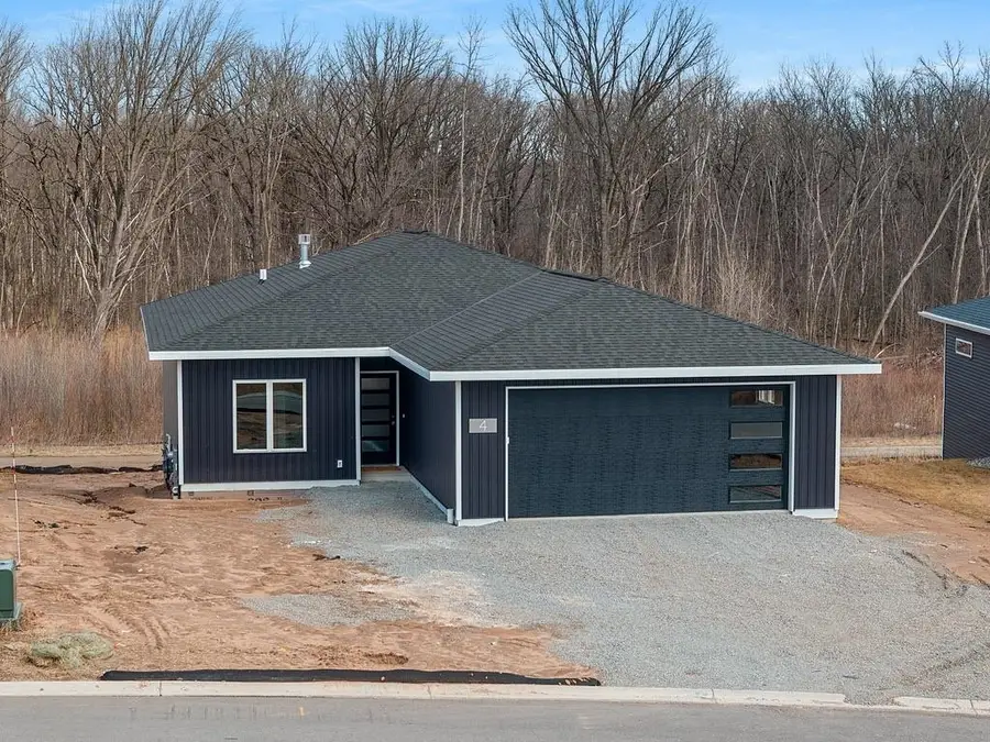 4001 Antwerp Avenue, Howard, WI 54313-7518 - #2