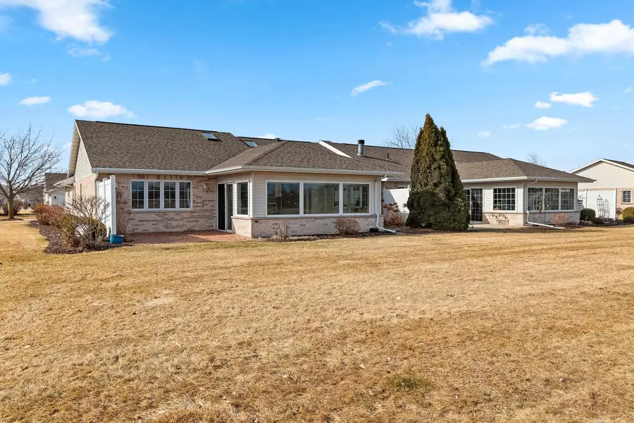 1617 Twin Lakes Circle, Green Bay, WI 54311-5636 - #2