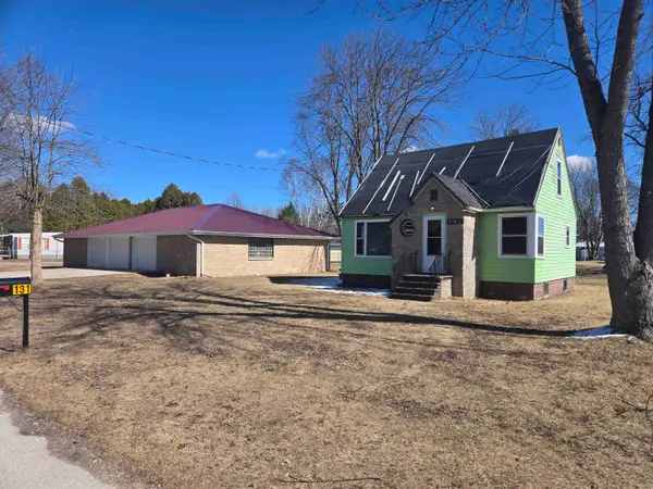 131 Mckinley Street, TWO RIVERS, WI 54241