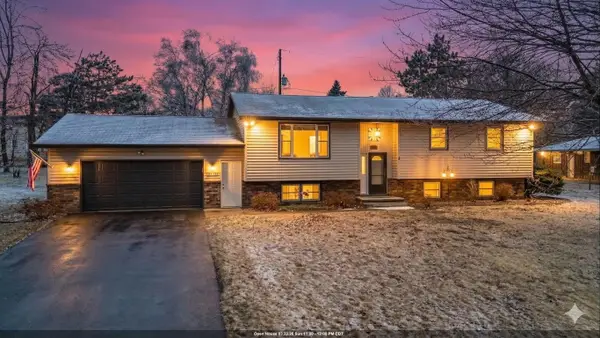 927 Orchard Drive, SEYMOUR, WI 54165