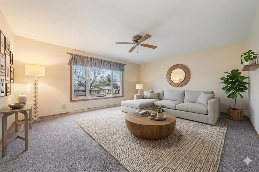 927 Orchard Drive, Seymour, WI 54165 - #3