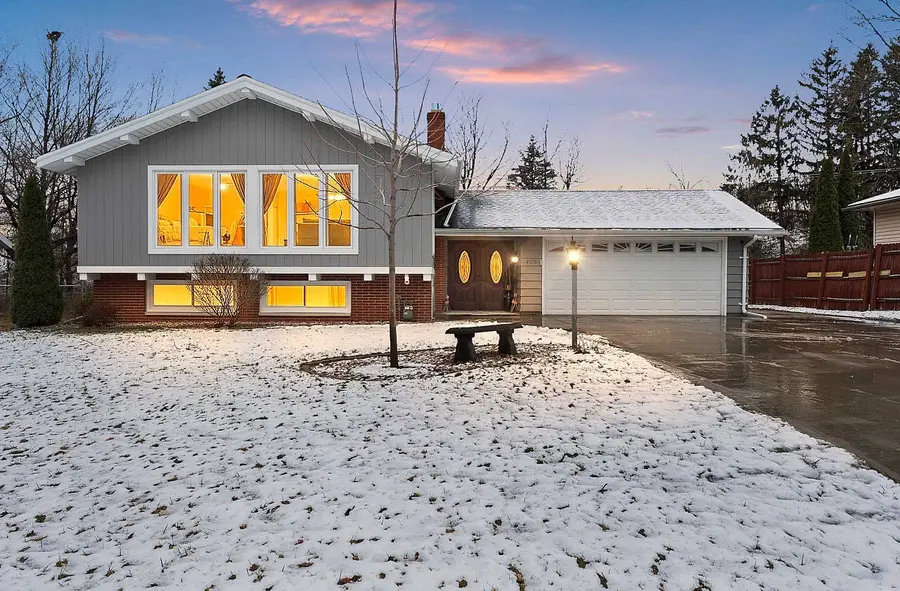 408 Simonet Street, Green Bay, WI 54301-1833 - #3