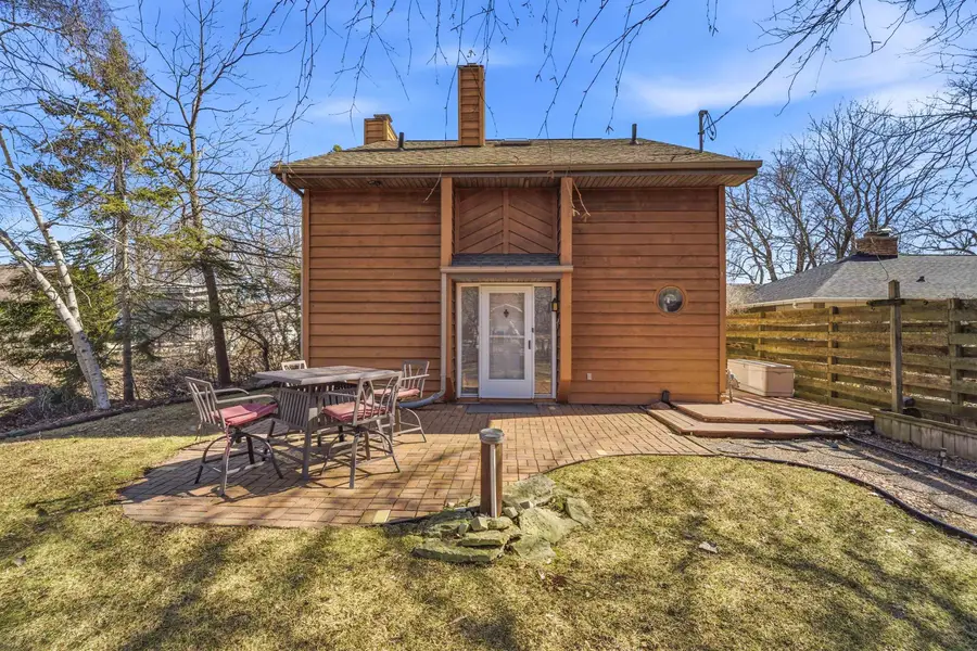 104 Adella Beach Road, Neenah, WI 54956 - #2