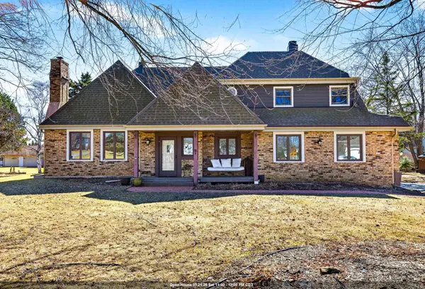 157 Old Orchard Lane, NEENAH, WI 54956