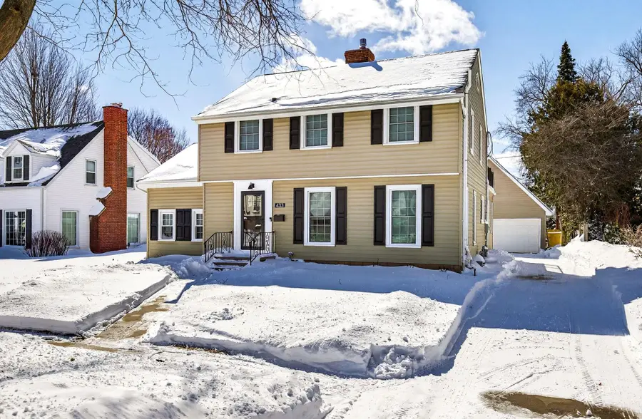 433 E Parkway Boulevard, Appleton, WI 54911 - #2