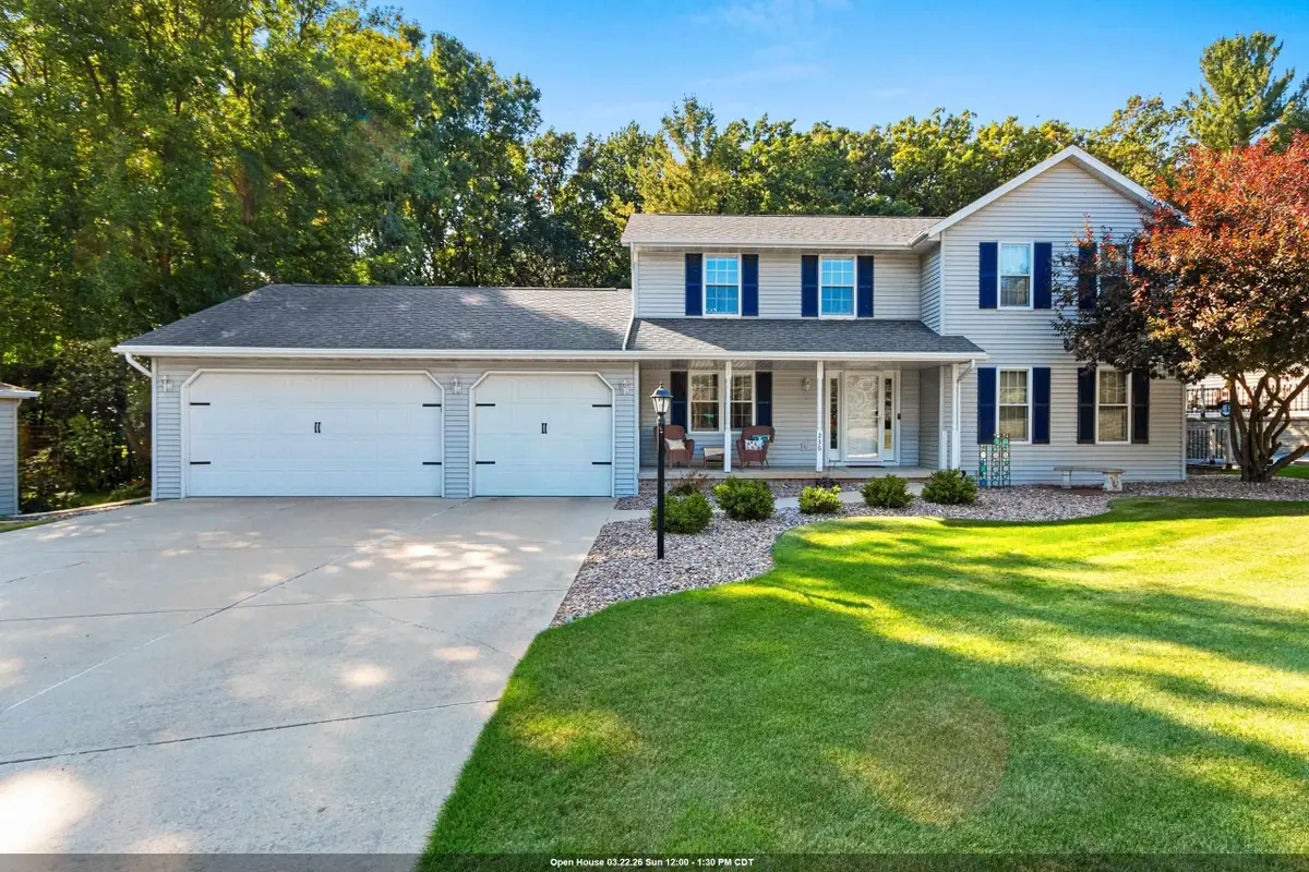 236 Elk Court, Green Bay, WI 54302 - #1