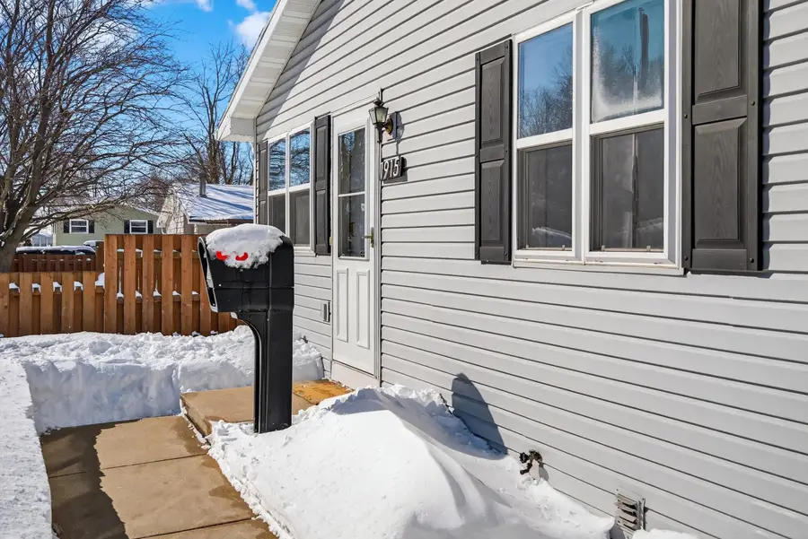 1915 Sheridan Street, Oshkosh, WI 54901-2180 - #3