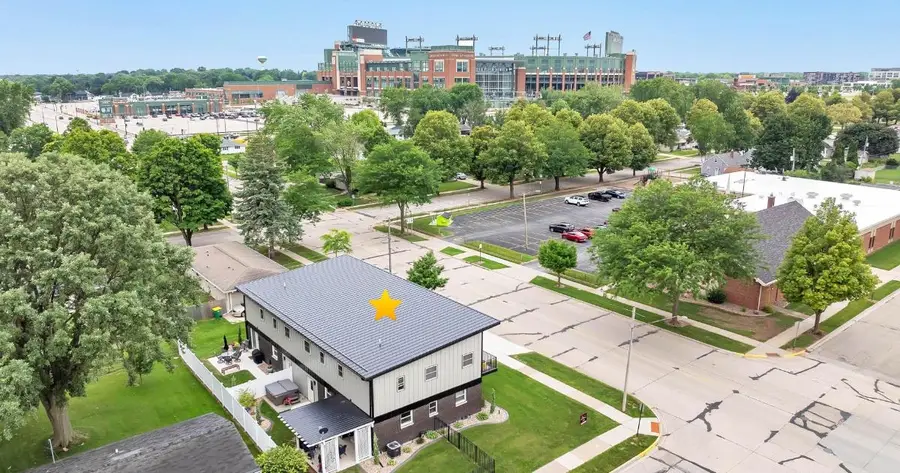 1751 S Oneida Street, Green Bay, WI 54304 - #3