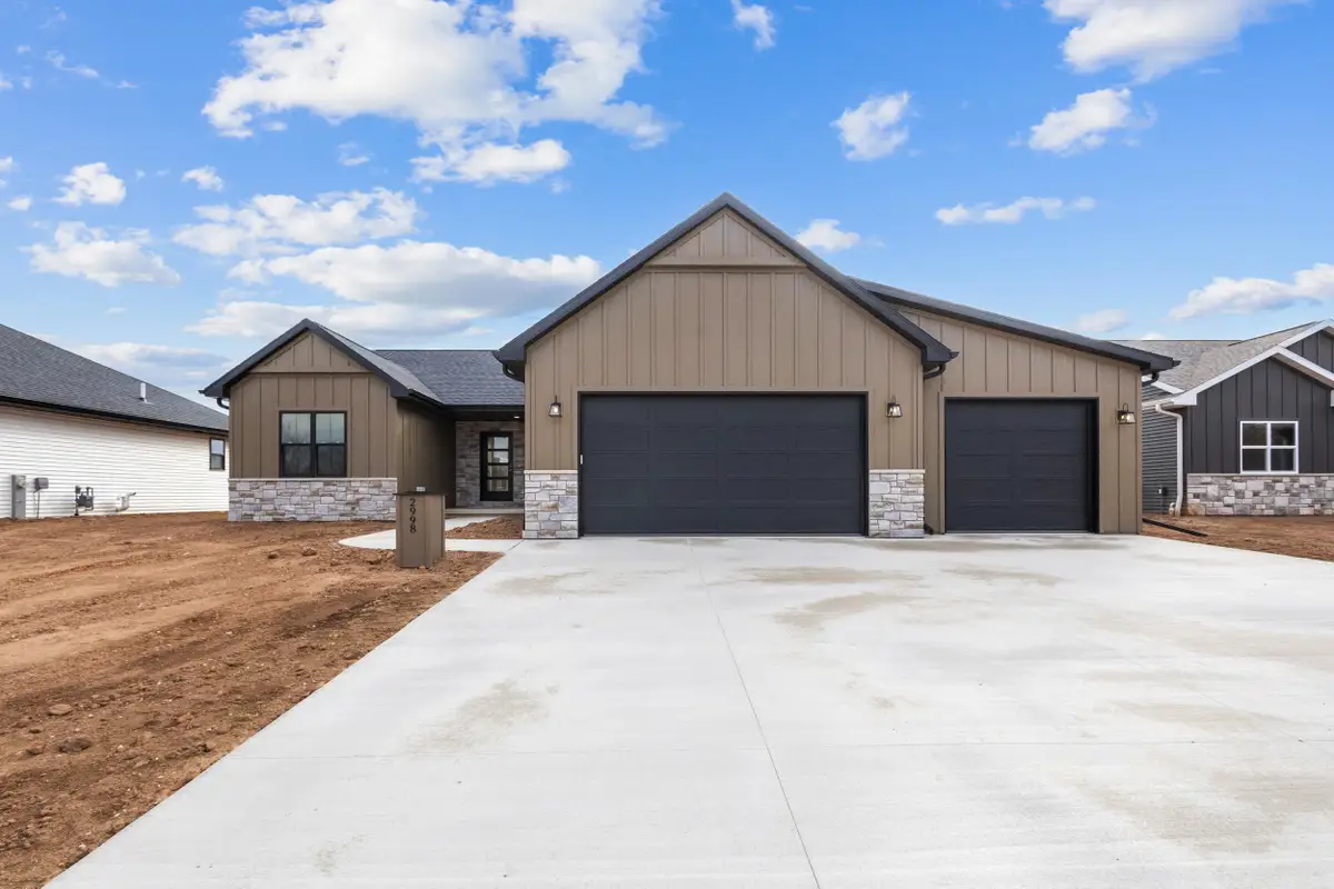 2998 Creekwood Drive, Green Bay, WI 54311 - #1