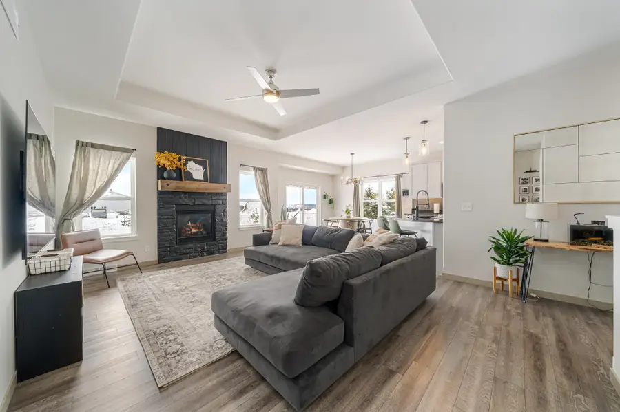 531 S Silver Fox Drive, Kewaskum, WI 53040 - #3