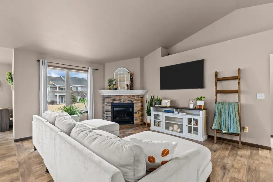 3434 Tulip Trail, Appleton, WI 54913 - #3