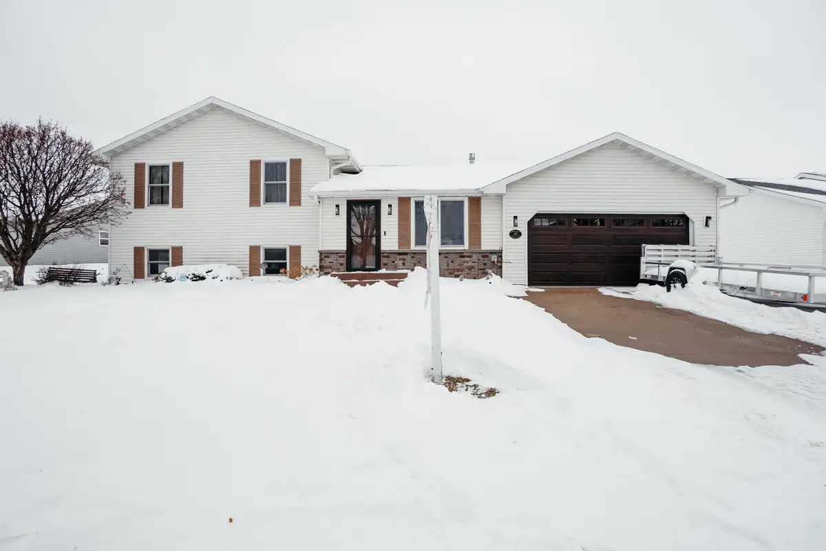 195 Yacoub Lane, Fond Du Lac, WI 54935 - #1