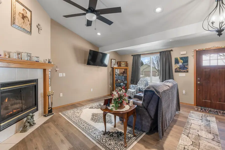 195 Yacoub Lane, Fond Du Lac, WI 54935 - #2