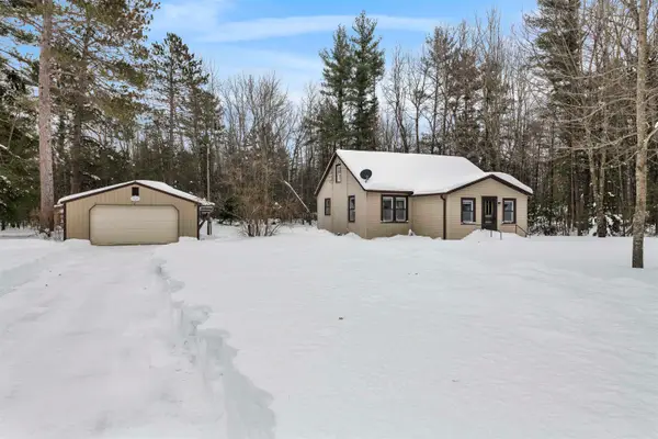 N7026 Shady Lane Drive, PORTERFIELD, WI 54149