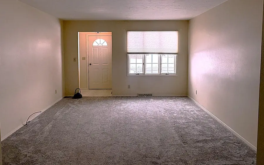 30 Heritage Court, Fond Du Lac, WI 54935-4697 - #2