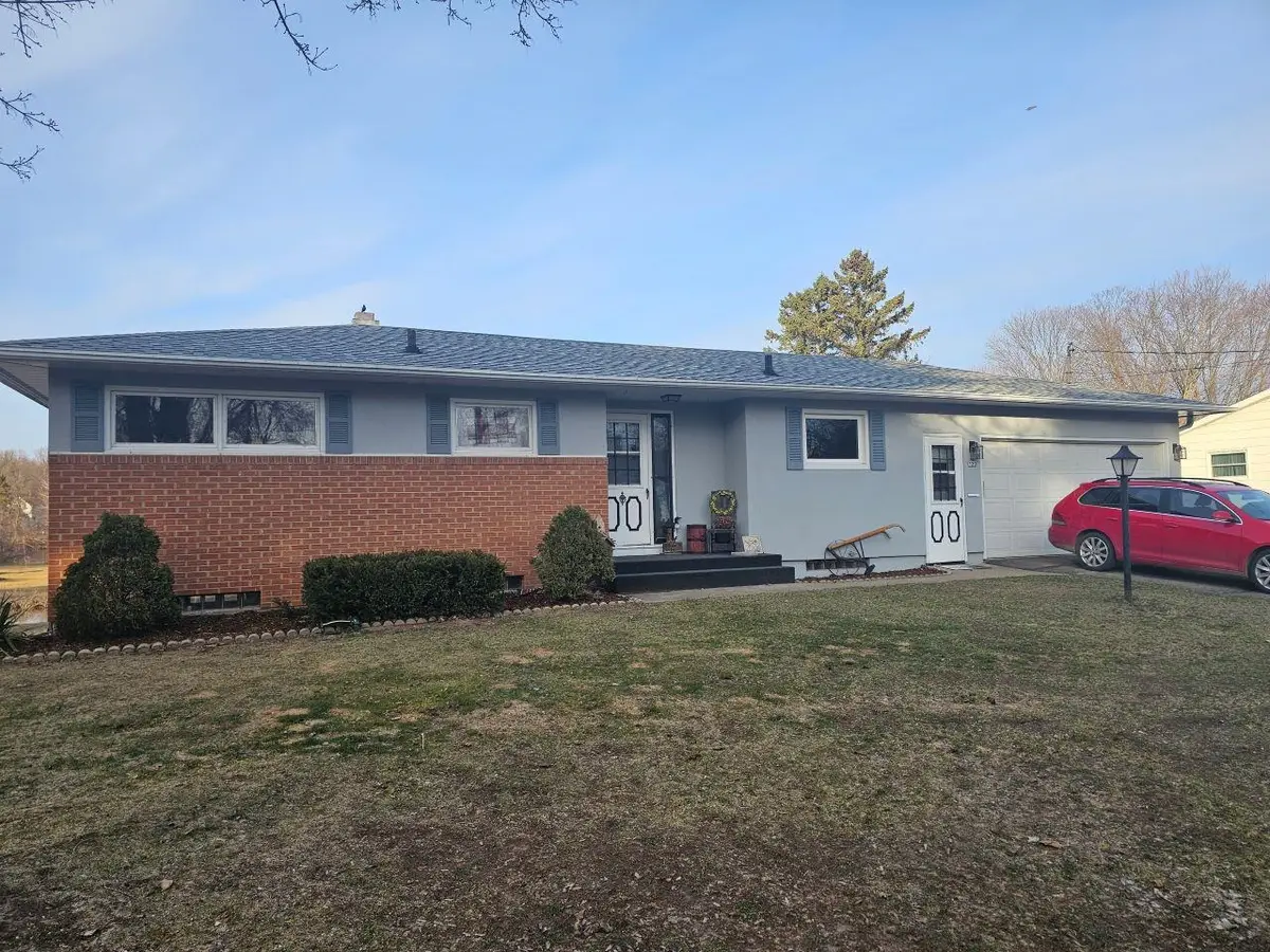 120 Rohrer Street, Clintonville, WI 54929-1428 - #1