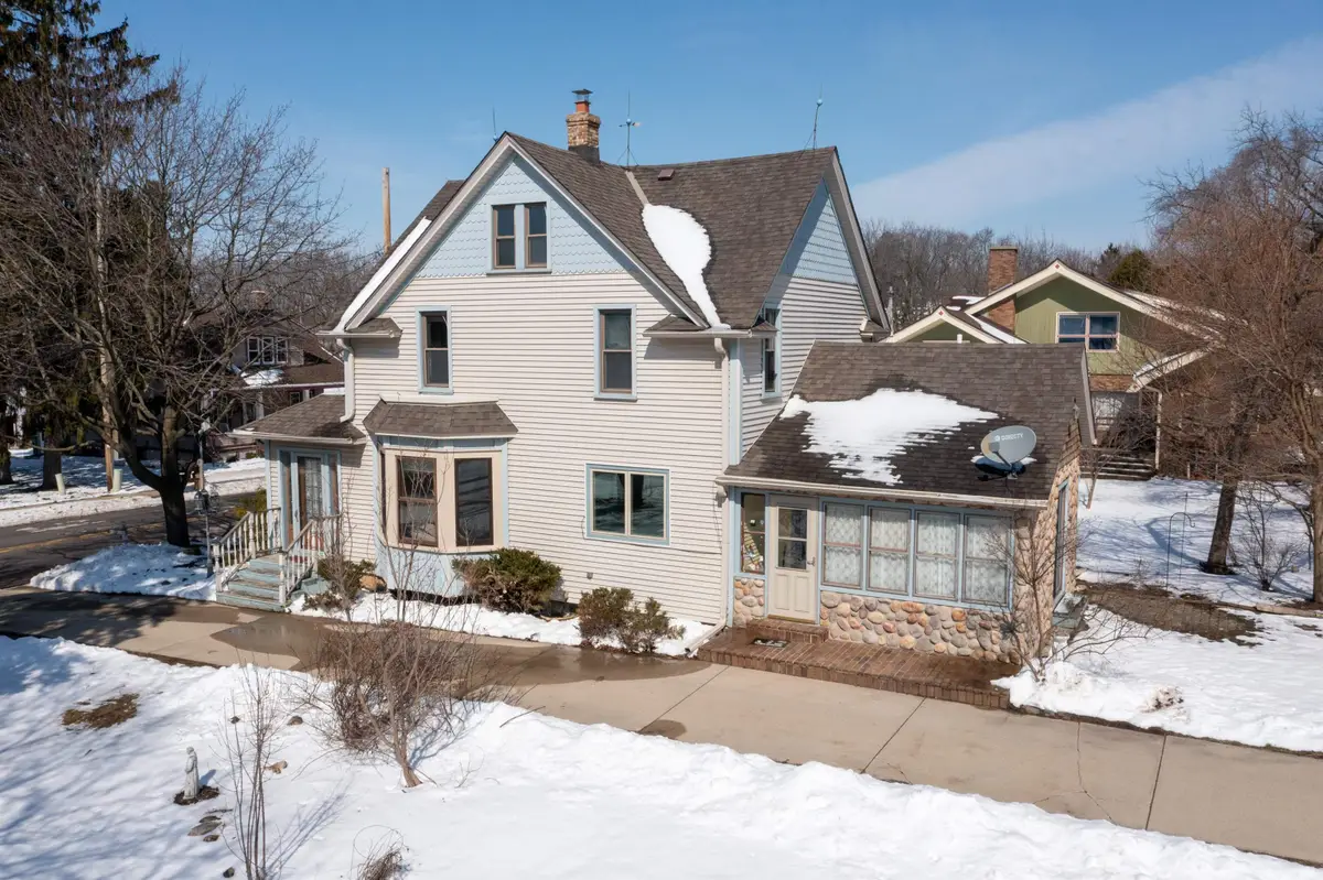 W156N11580 Pilgrim Road, Germantown, WI 53022 - #1