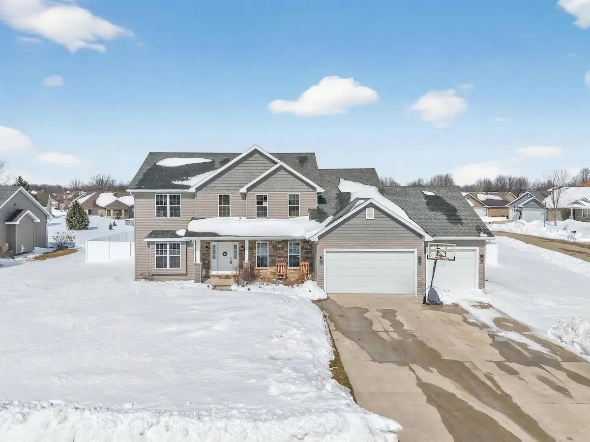 1906 Wasilla Lane, Neenah, WI 54956 - #1