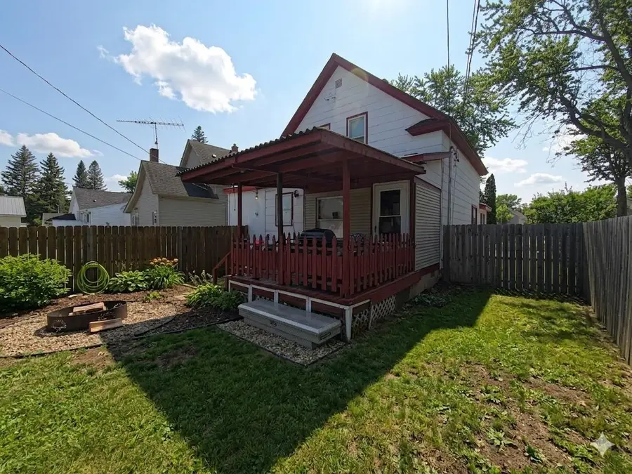 429 Pine River Street, Redgranite, WI 54970 - #3