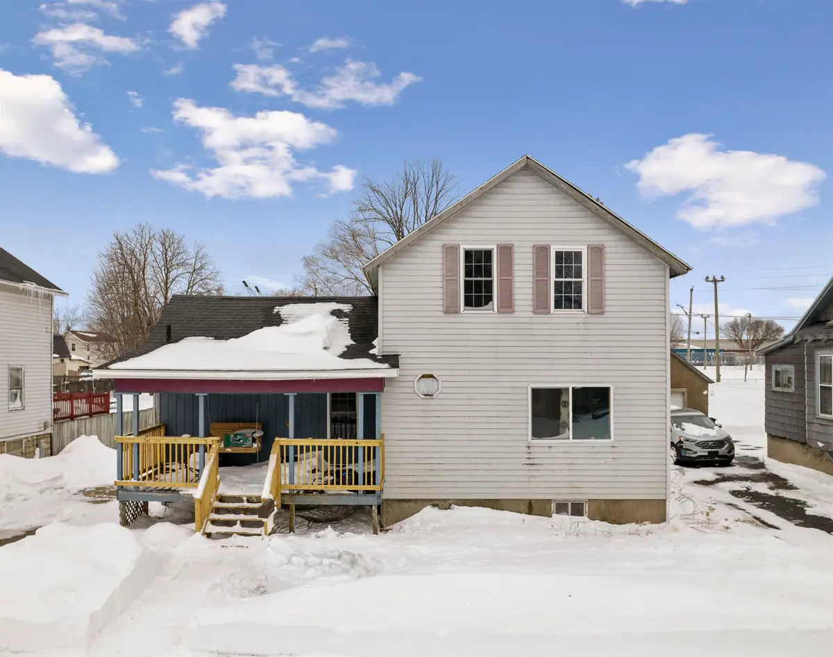 333 5th Avenue, Menominee, MI 49858 - #1