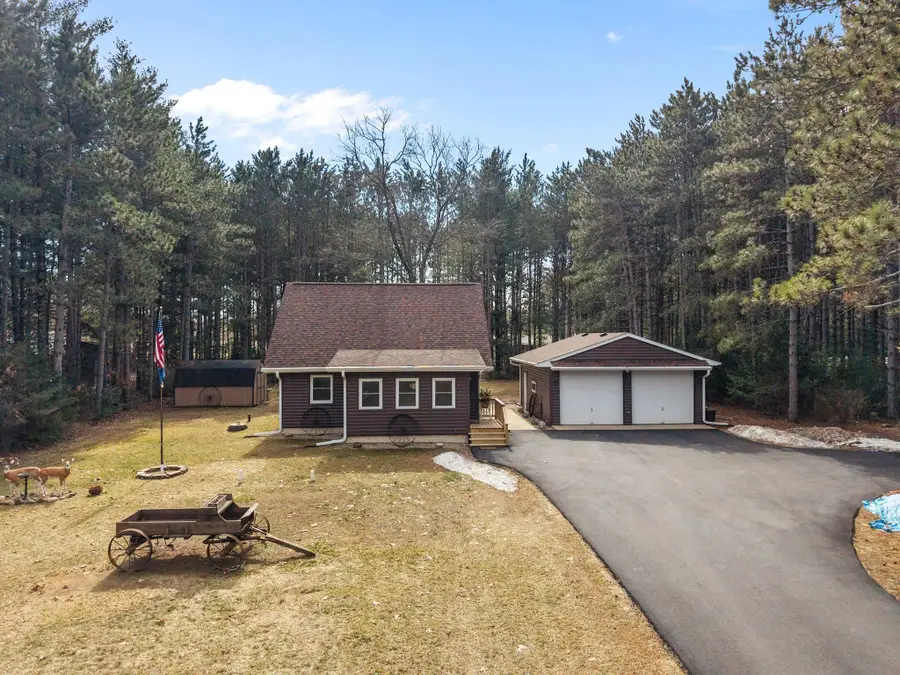 W6471 Hidden Springs Drive, Neshkoro, WI 54960 - #2