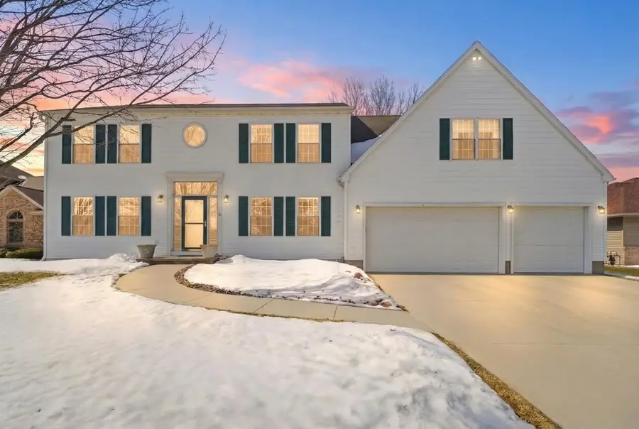 46 Aurora Lane, Fond Du Lac, WI 54935-2855 - #2