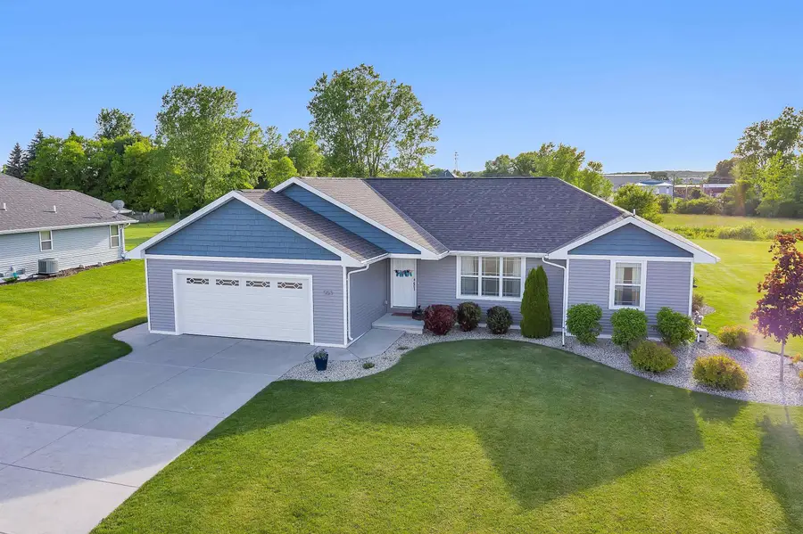 553 Dove Lane, Oconto Falls, WI 54154 - #2