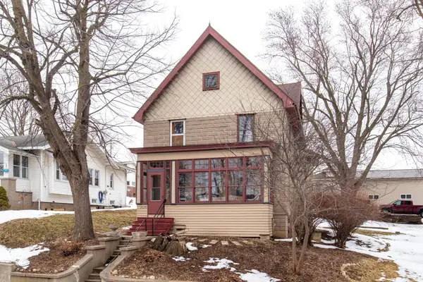 2030 Jackson Street, NEW HOLSTEIN, WI 53061