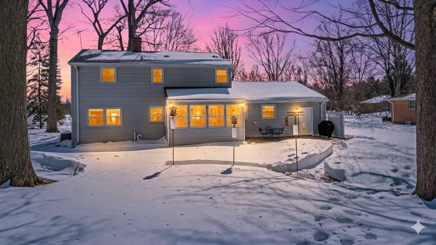 4734 Maple Drive, Green Bay, WI 54313 - #2