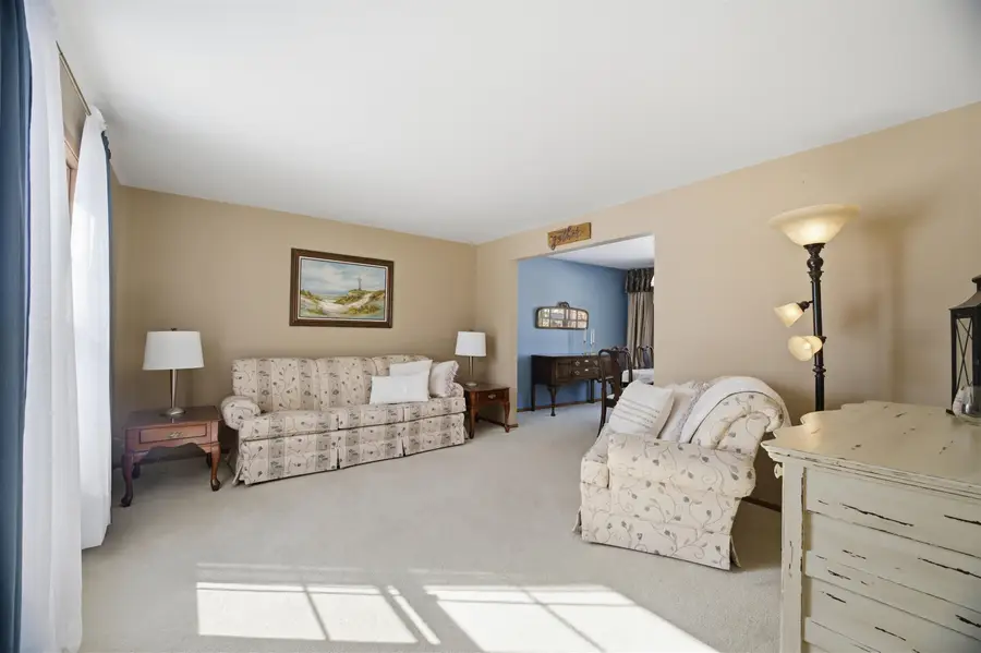 705 S Goldenrod Drive, Appleton, WI 54914 - #3