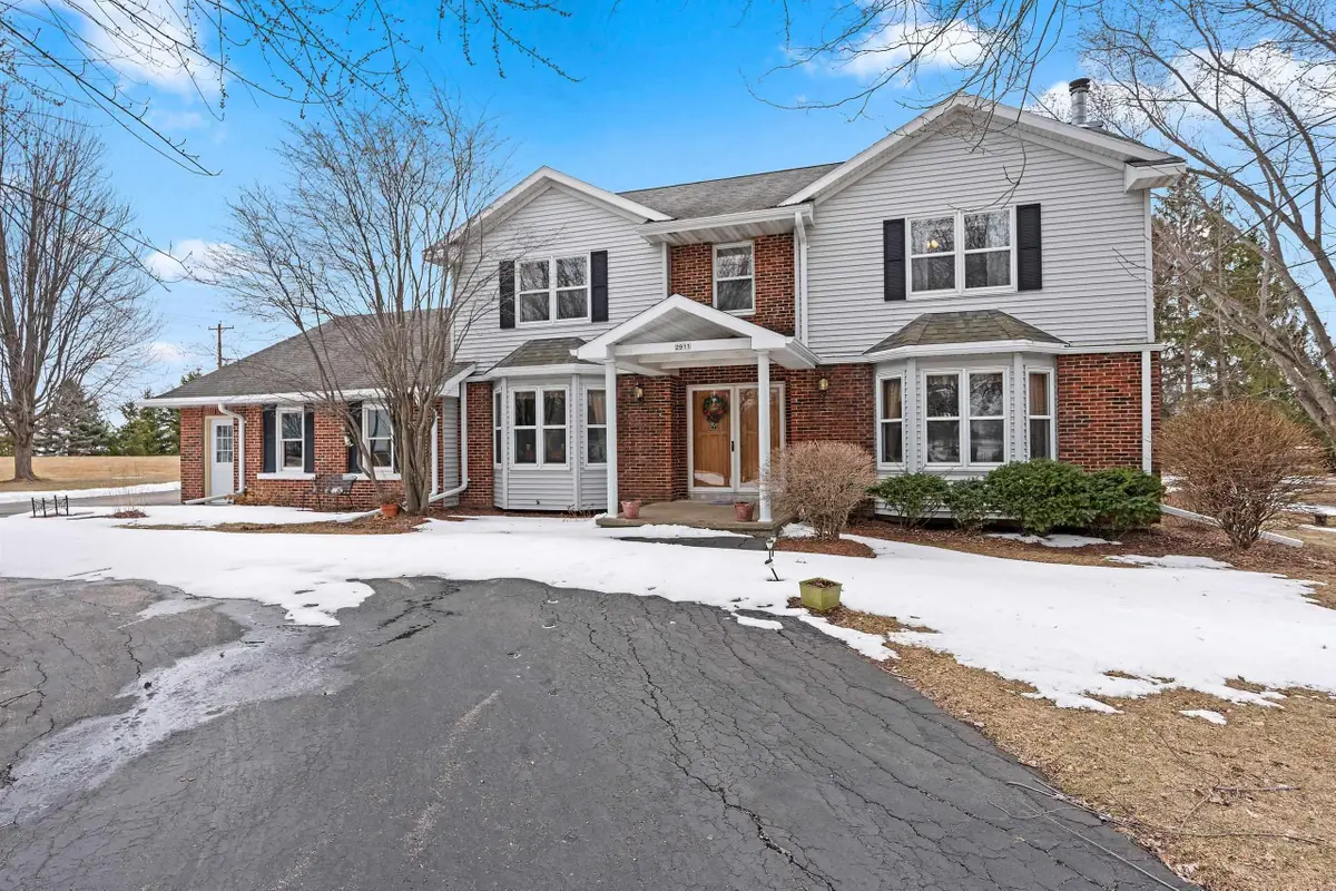 2911 Ridgeway Drive, Neenah, WI 54956 - #1