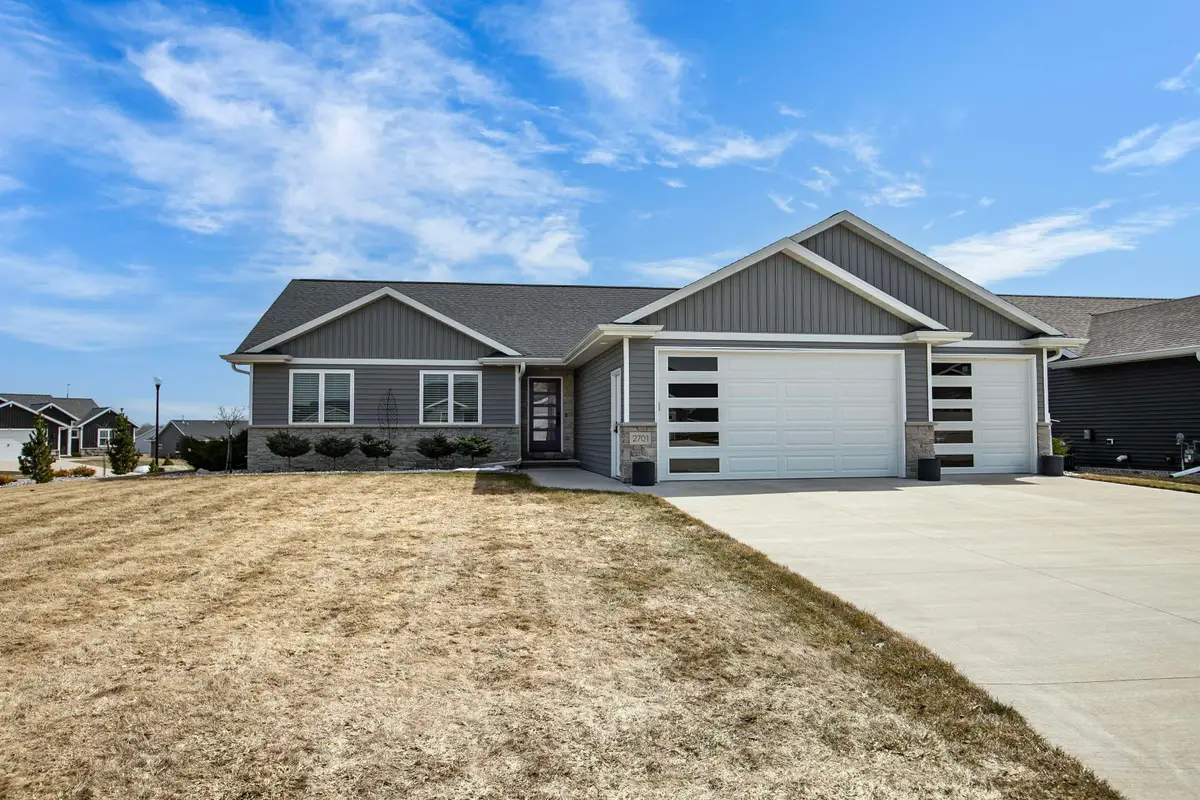 2701 W Fallen Oak Drive, Appleton, WI 54913 - #1