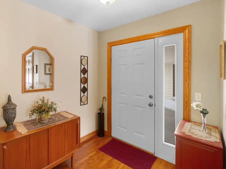 425 Brookview Drive, Luxemburg, WI 54217 - #3