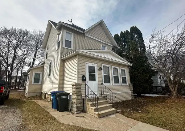 557 Mt Vernon Street, OSHKOSH, WI 54901