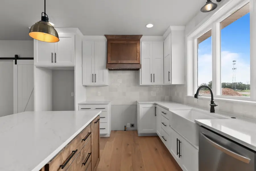 N8872 Galway Lane, Menasha, WI 54952 - #3