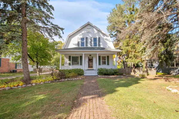 2534 S Webster Avenue, GREEN BAY, WI 54301