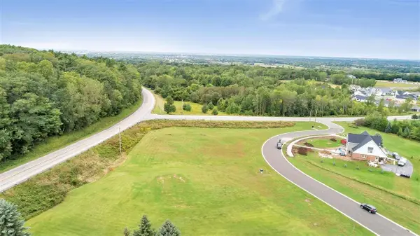 5108 Achates Court, DE PERE, WI 54115