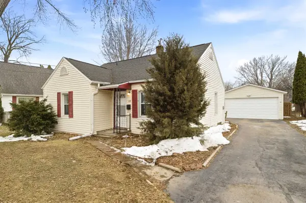 133 W Peckham Street, NEENAH, WI 54956