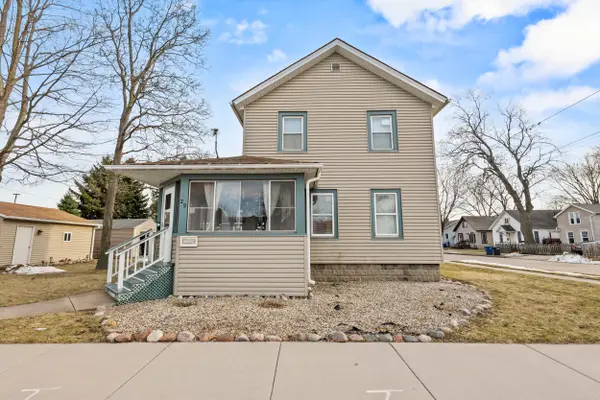 29 W Melvin Avenue, OSHKOSH, WI 54901