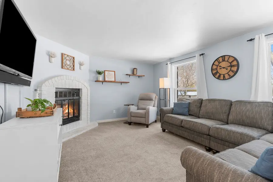 3089 Ferndale Drive, Green Bay, WI 54313-1304 - #3