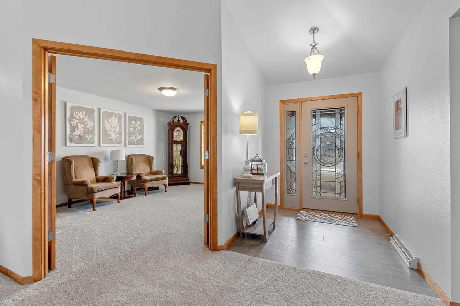 N1916 Rochelle Court, Greenville, WI 54942-8513 - #2